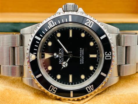 used Rolex Submariner (No Date) .